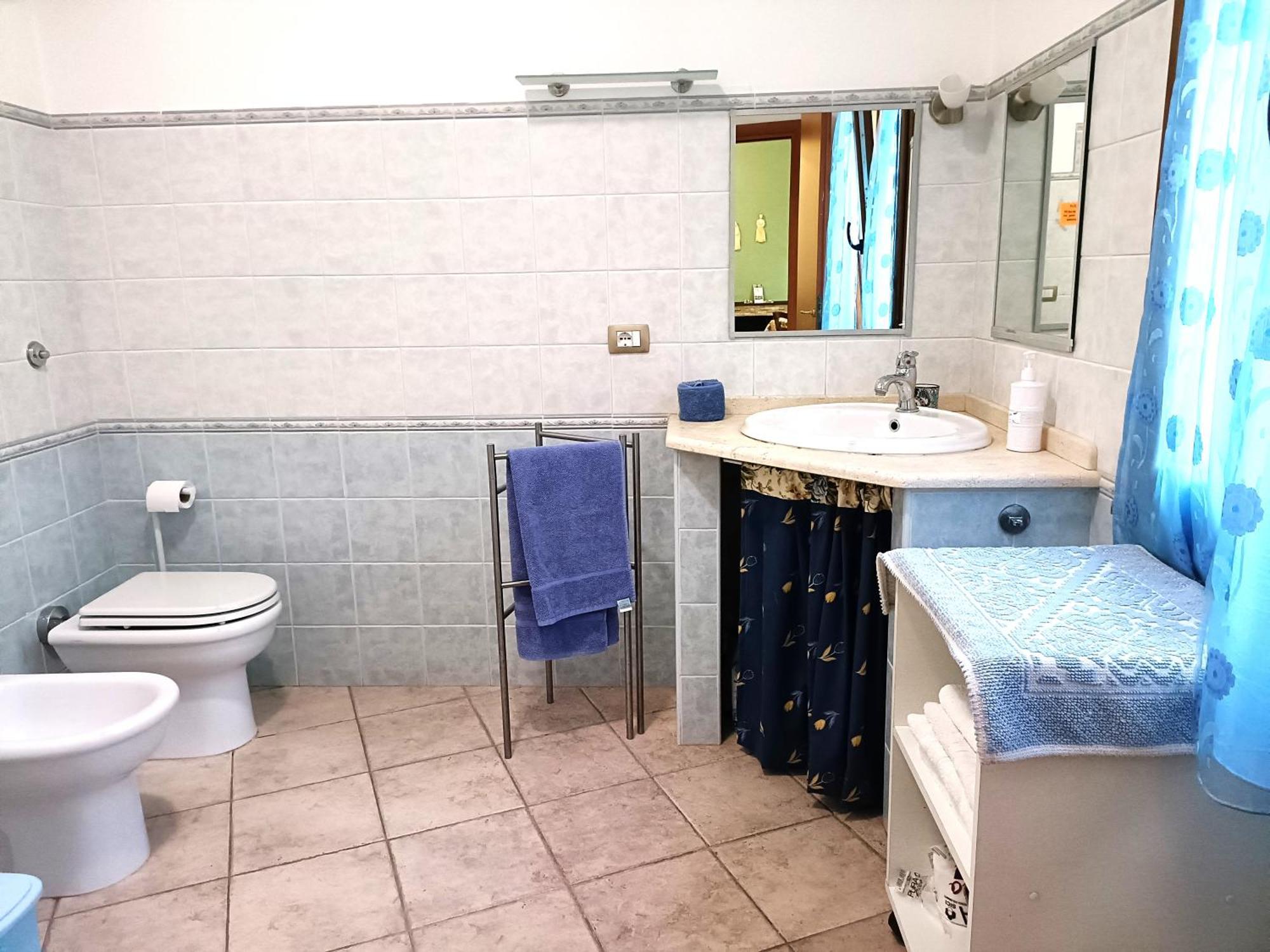 Giarranas House - Apartment With Coutyard Villacidro Екстер'єр фото