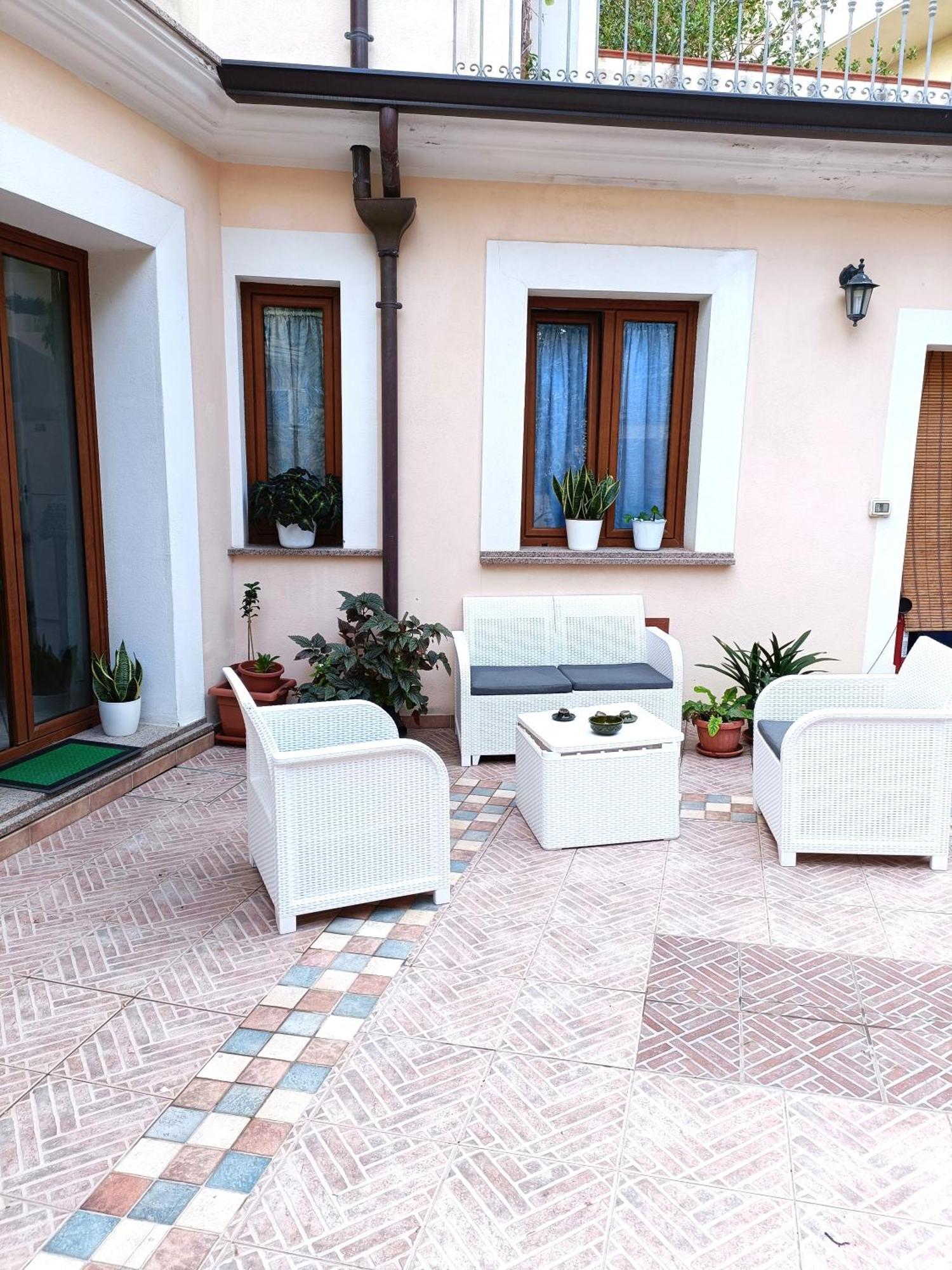 Giarranas House - Apartment With Coutyard Villacidro Екстер'єр фото